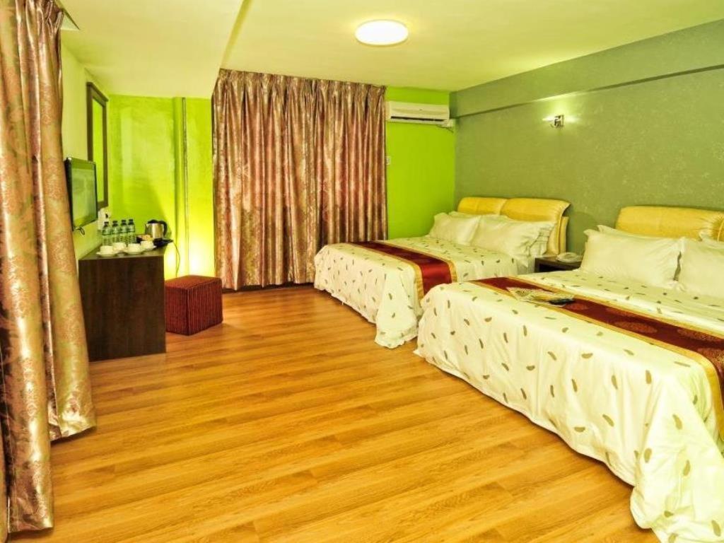 Hotel Zamburger Grand City Malacca Екстер'єр фото