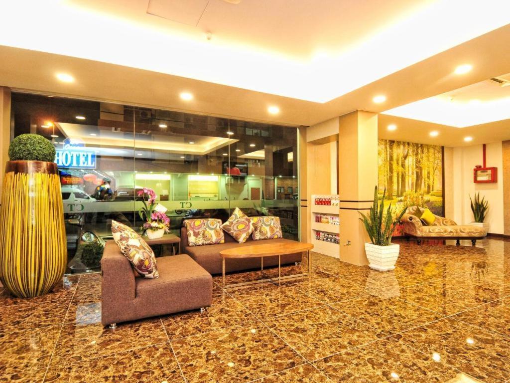 Hotel Zamburger Grand City Malacca Екстер'єр фото